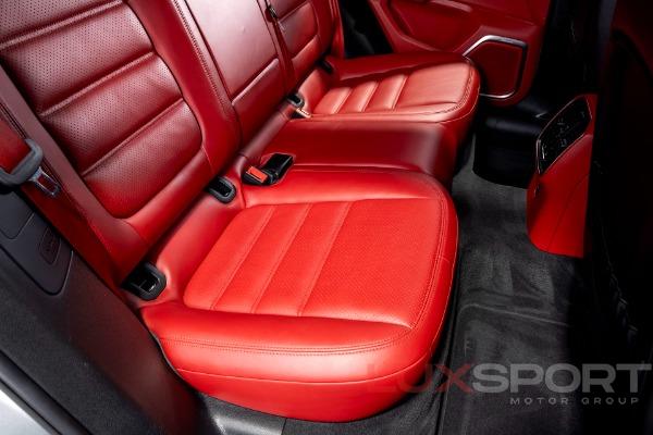 Used 2017 Porsche Macan Turbo w/Performance Package | Woodbury, NY