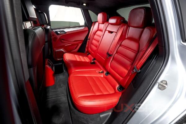 Used 2017 Porsche Macan Turbo w/Performance Package | Woodbury, NY