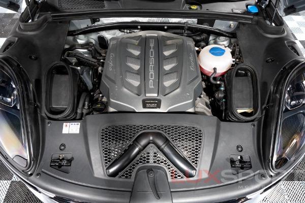 Used 2017 Porsche Macan Turbo w/Performance Package | Woodbury, NY