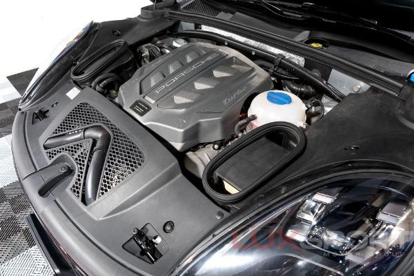 Used 2017 Porsche Macan Turbo w/Performance Package | Woodbury, NY