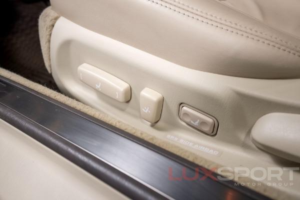 Used 2006 Lexus SC 430  | Woodbury, NY