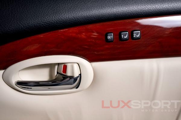 Used 2006 Lexus SC 430  | Woodbury, NY