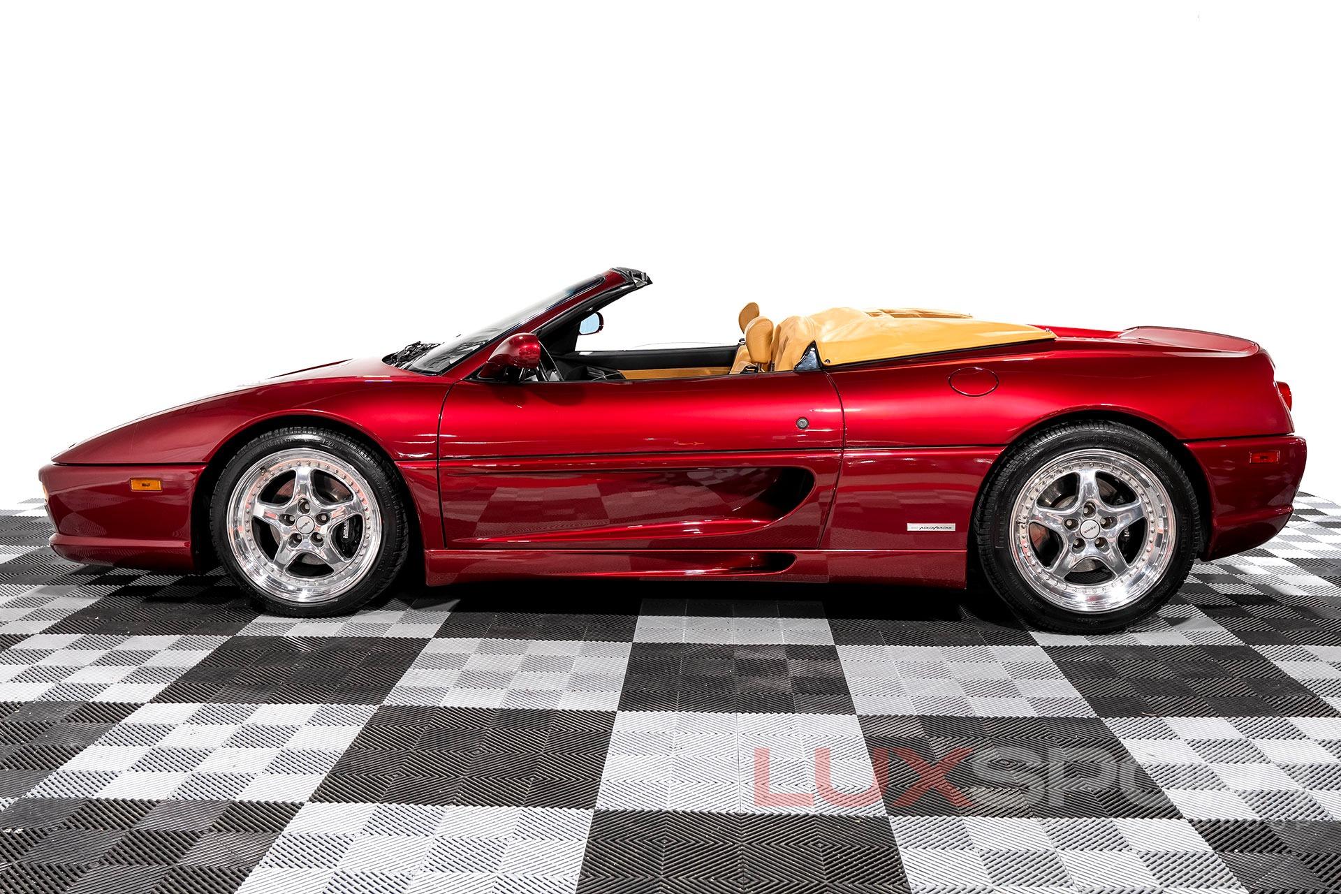 Used 1995 Ferrari F355 Spider  | Woodbury, NY