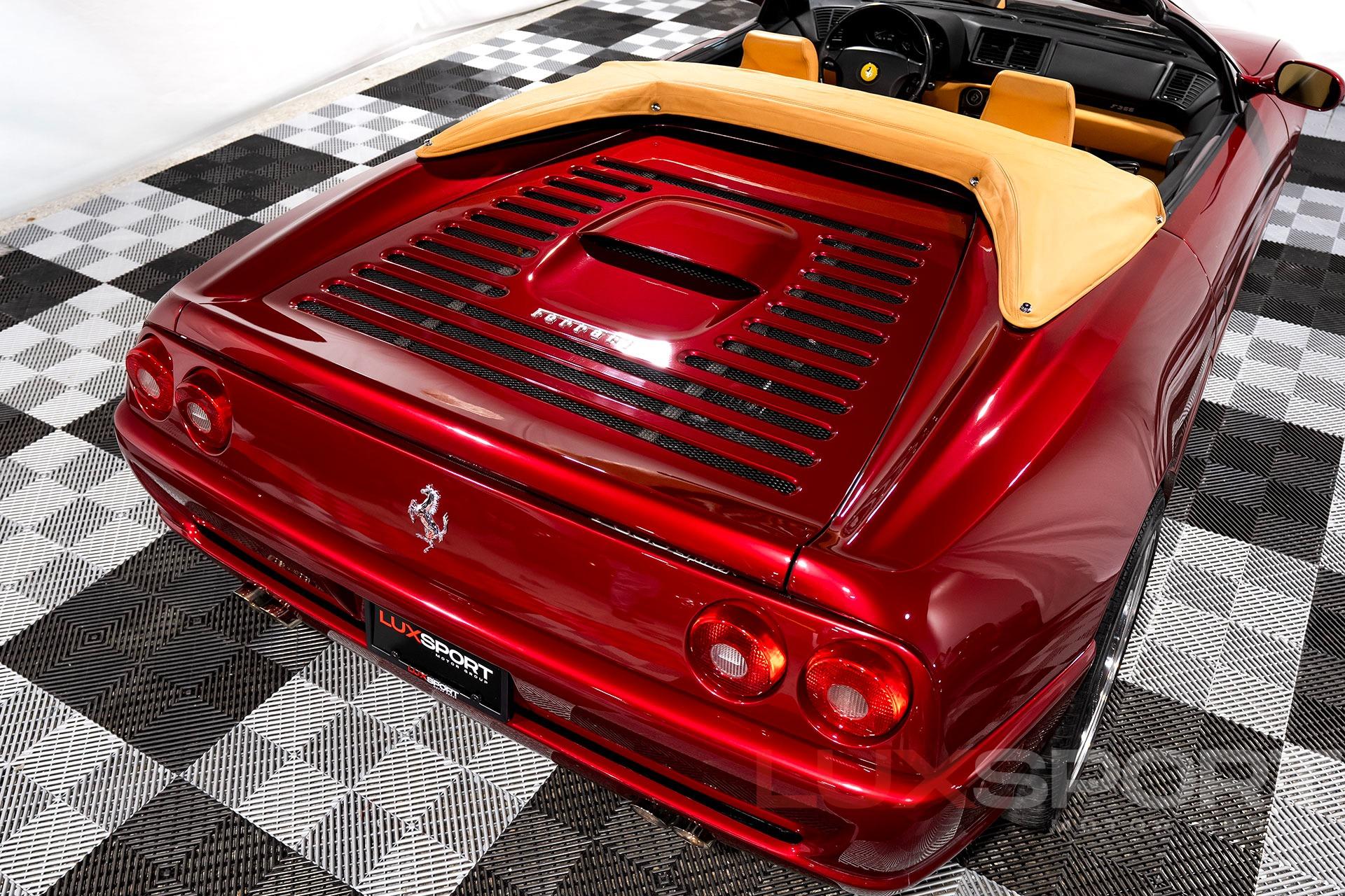 Used 1995 Ferrari F355 Spider  | Woodbury, NY