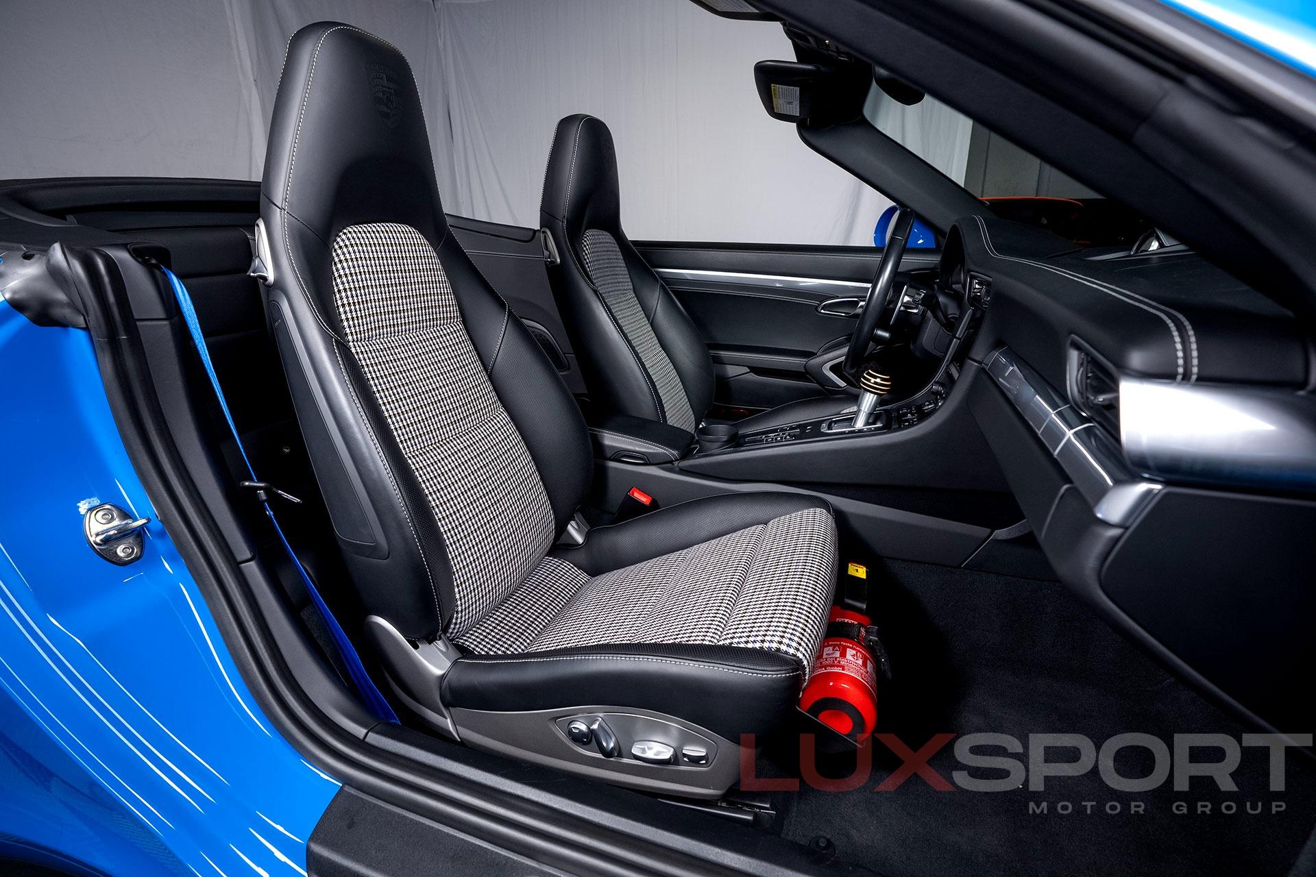 Used 2017 Porsche 911 Carrera 4S | Woodbury, NY