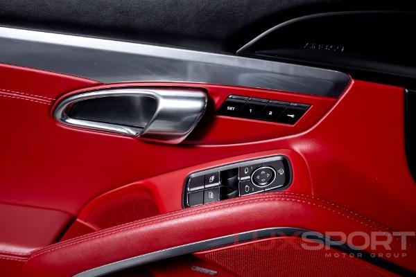 Used 2017 Porsche 911 Targa 4S | Woodbury, NY