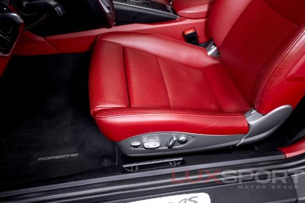 Used 2017 Porsche 911 Targa 4S | Woodbury, NY