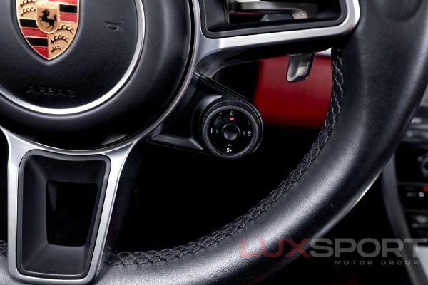 Used 2017 Porsche 911 Targa 4S | Woodbury, NY