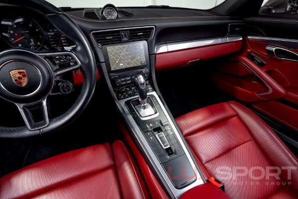 Used 2017 Porsche 911 Targa 4S | Woodbury, NY