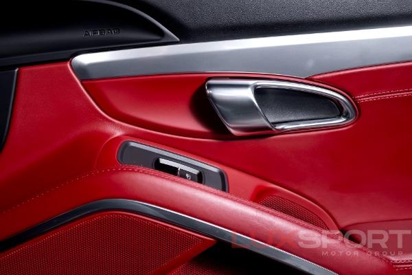 Used 2017 Porsche 911 Targa 4S | Woodbury, NY