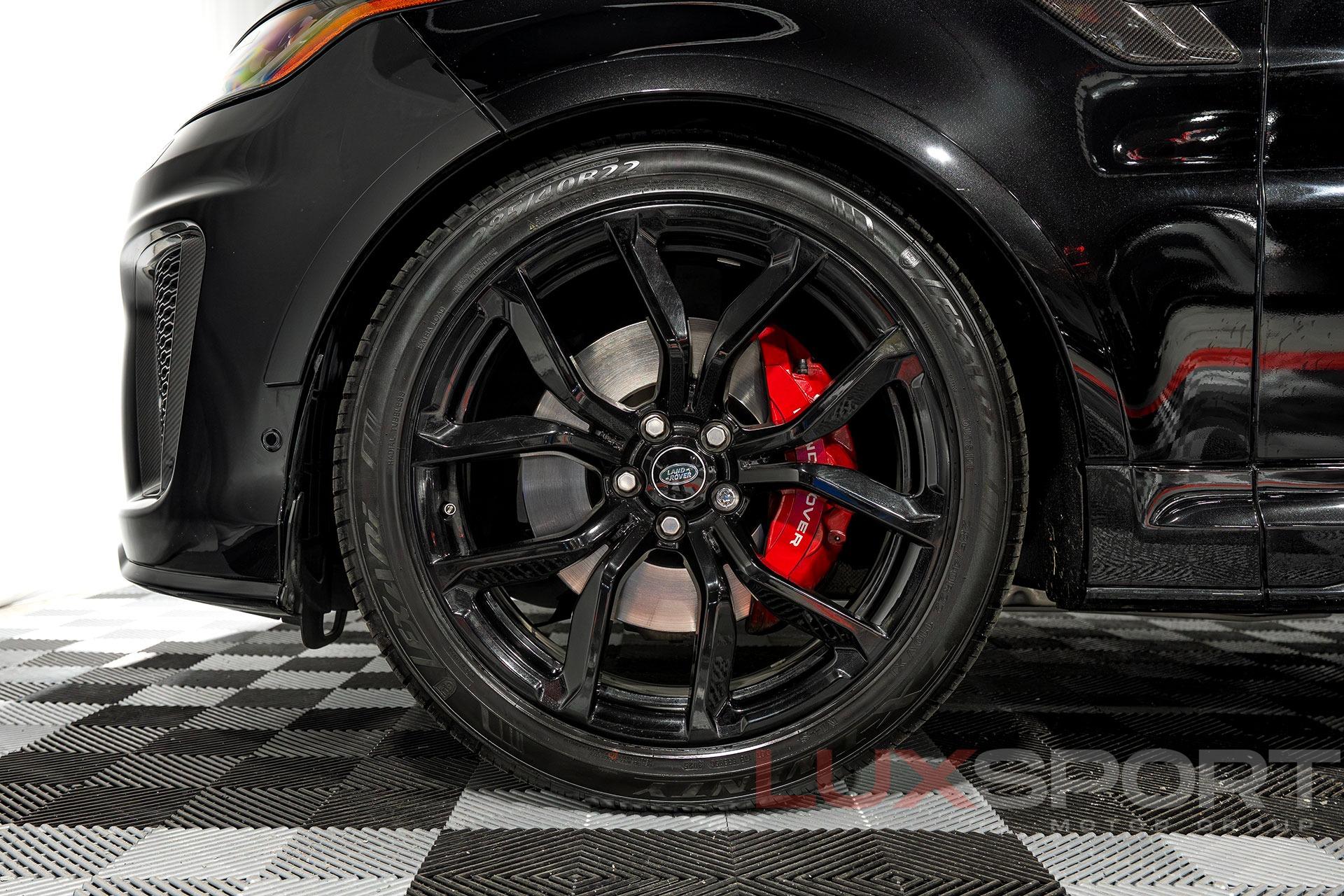 Used 2022 Land Rover Range Rover Sport SVR Carbon Edition | Woodbury, NY