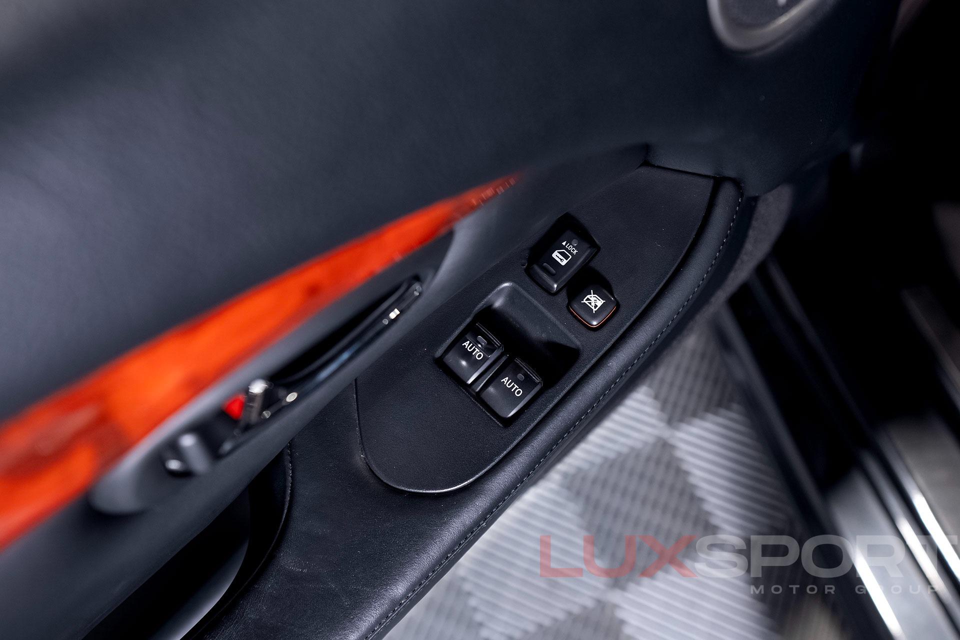 Used 2008 Lexus SC 430  | Woodbury, NY