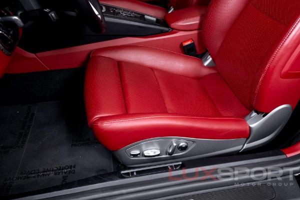 Used 2019 Porsche 911 Targa 4S | Woodbury, NY