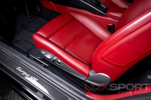 Used 2019 Porsche 911 Targa 4S | Woodbury, NY