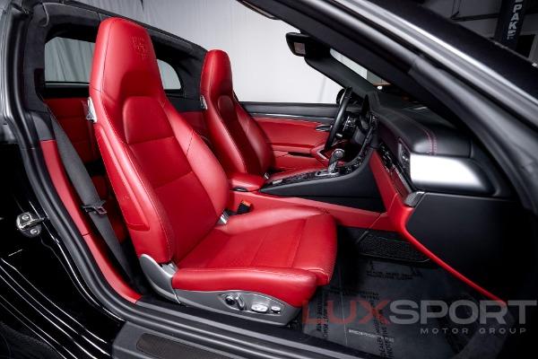 Used 2019 Porsche 911 Targa 4S | Woodbury, NY