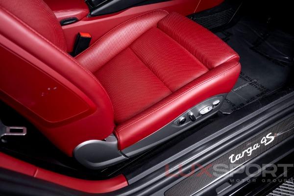 Used 2019 Porsche 911 Targa 4S | Woodbury, NY