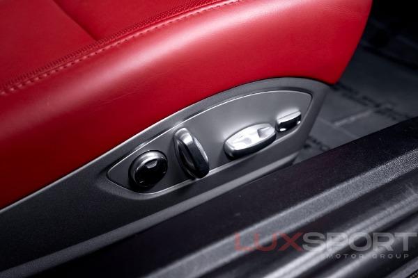 Used 2019 Porsche 911 Targa 4S | Woodbury, NY