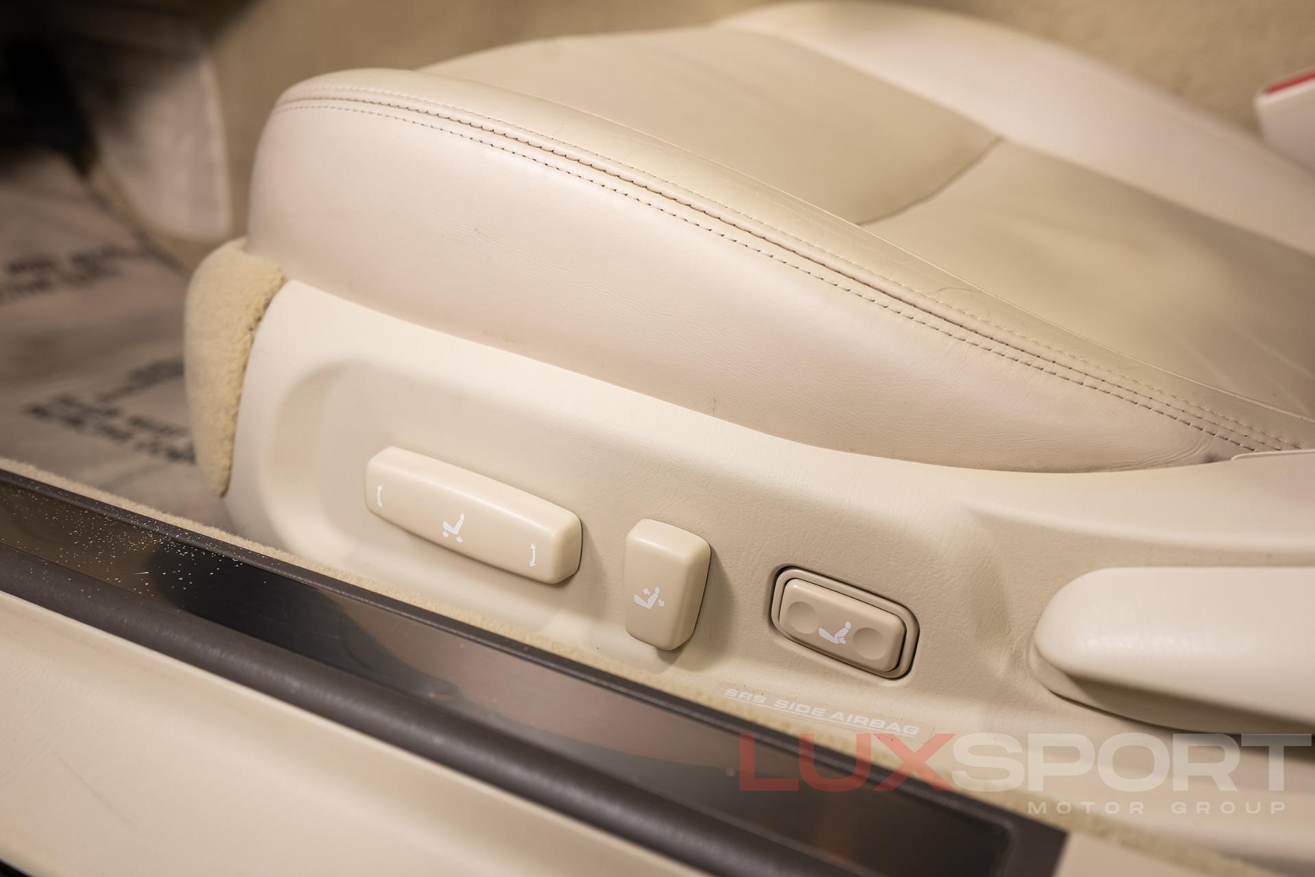 Used 2007 Lexus SC 430  | Woodbury, NY