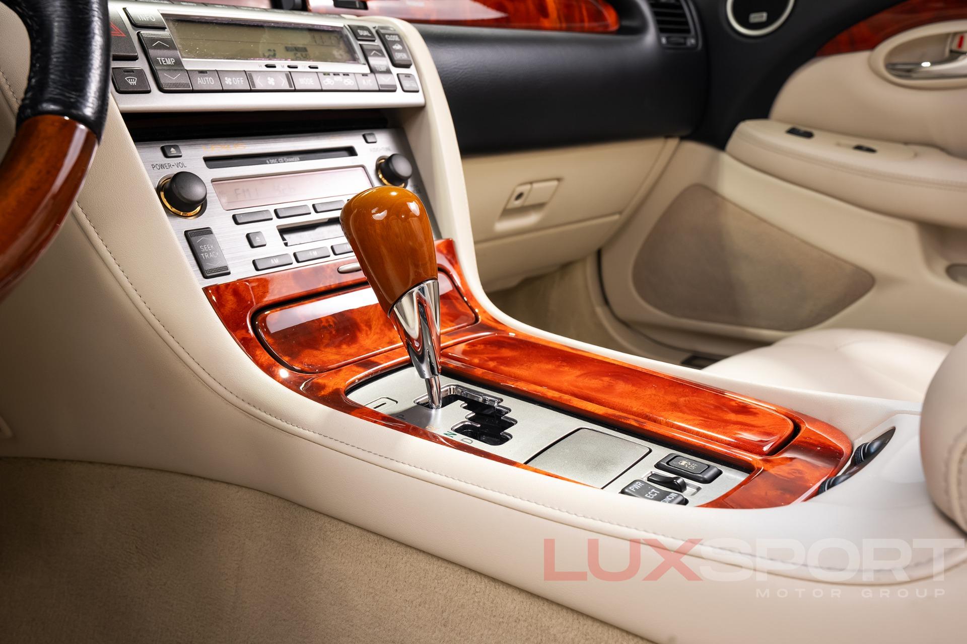 Used 2007 Lexus SC 430  | Woodbury, NY