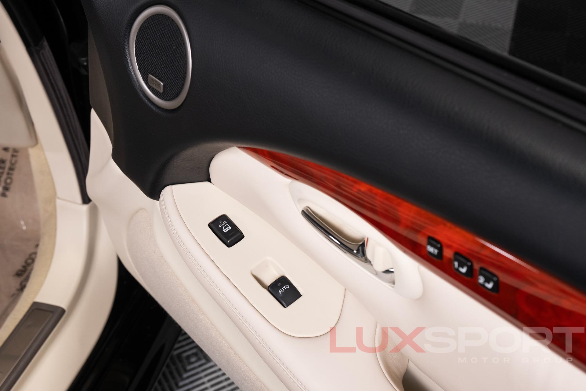 Used 2007 Lexus SC 430  | Woodbury, NY
