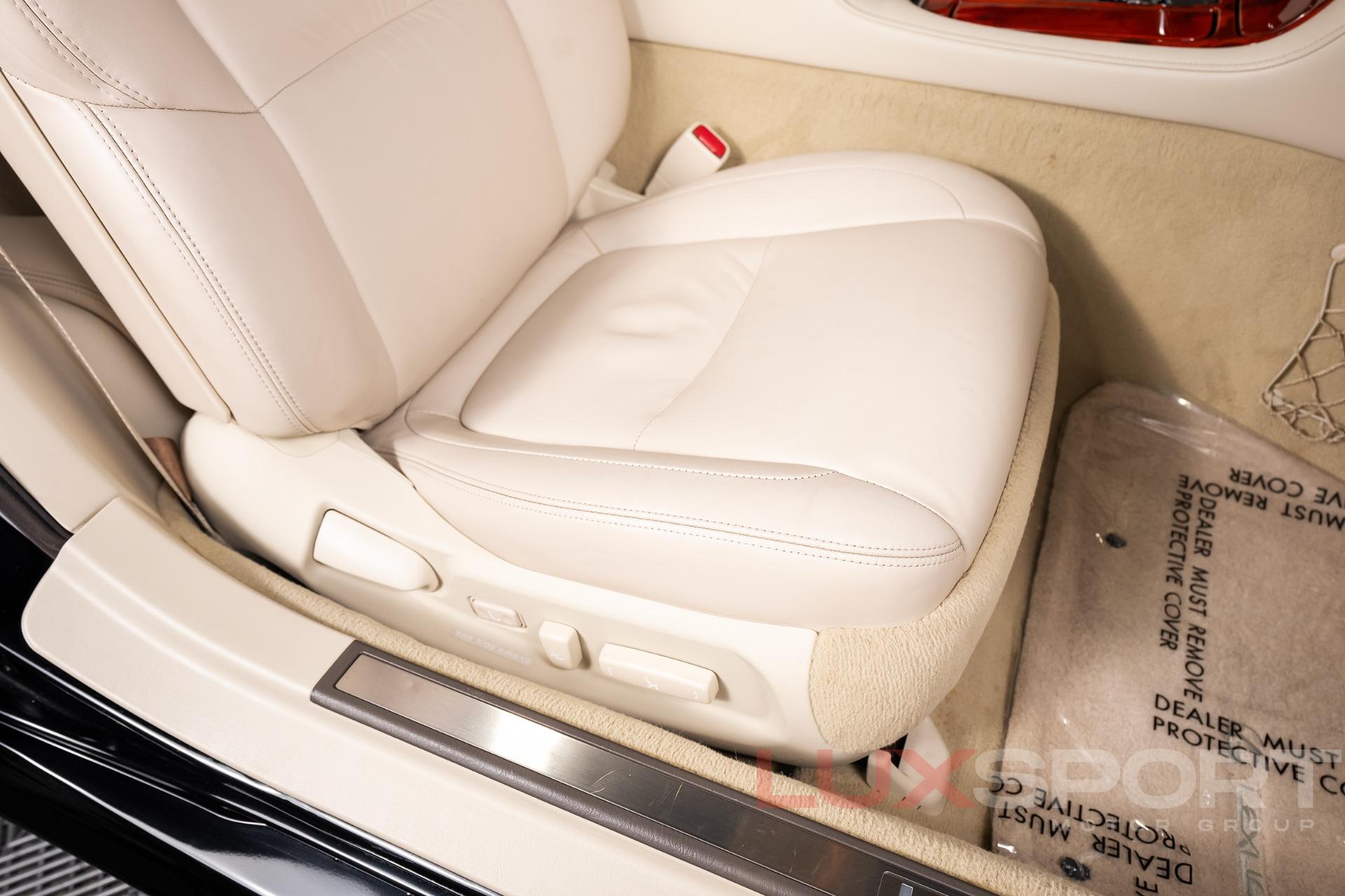 Used 2007 Lexus SC 430  | Woodbury, NY