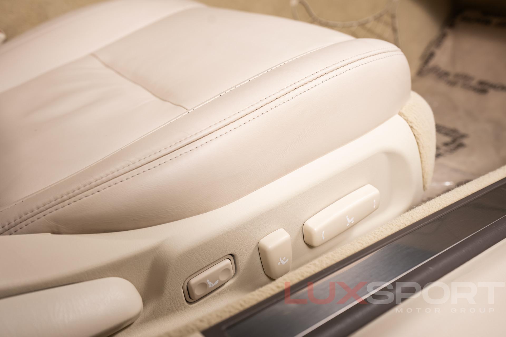 Used 2007 Lexus SC 430  | Woodbury, NY