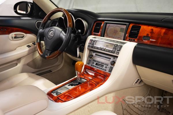 Used 2007 Lexus SC 430  | Woodbury, NY