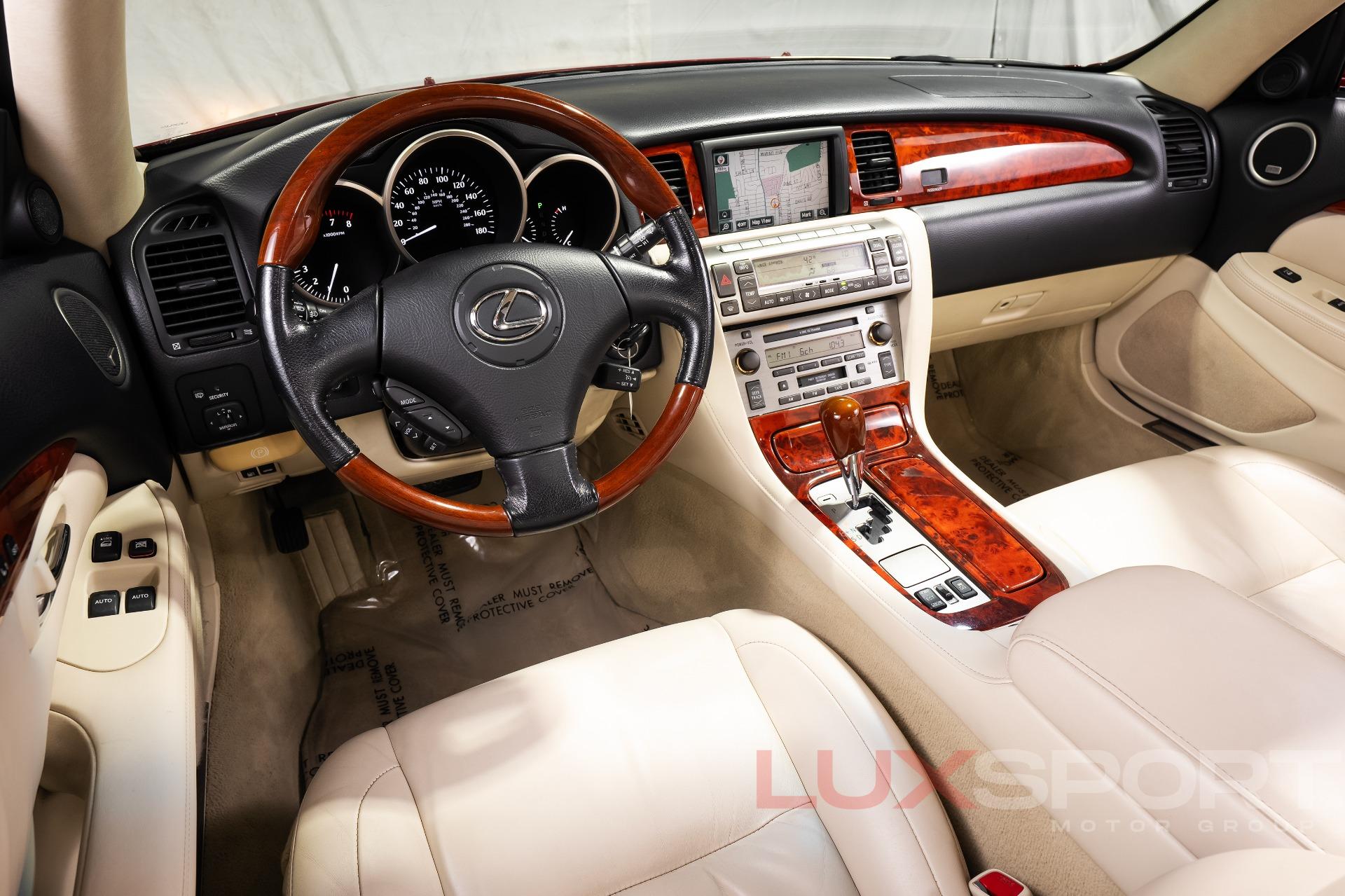 Used 2008 Lexus SC 430  | Woodbury, NY
