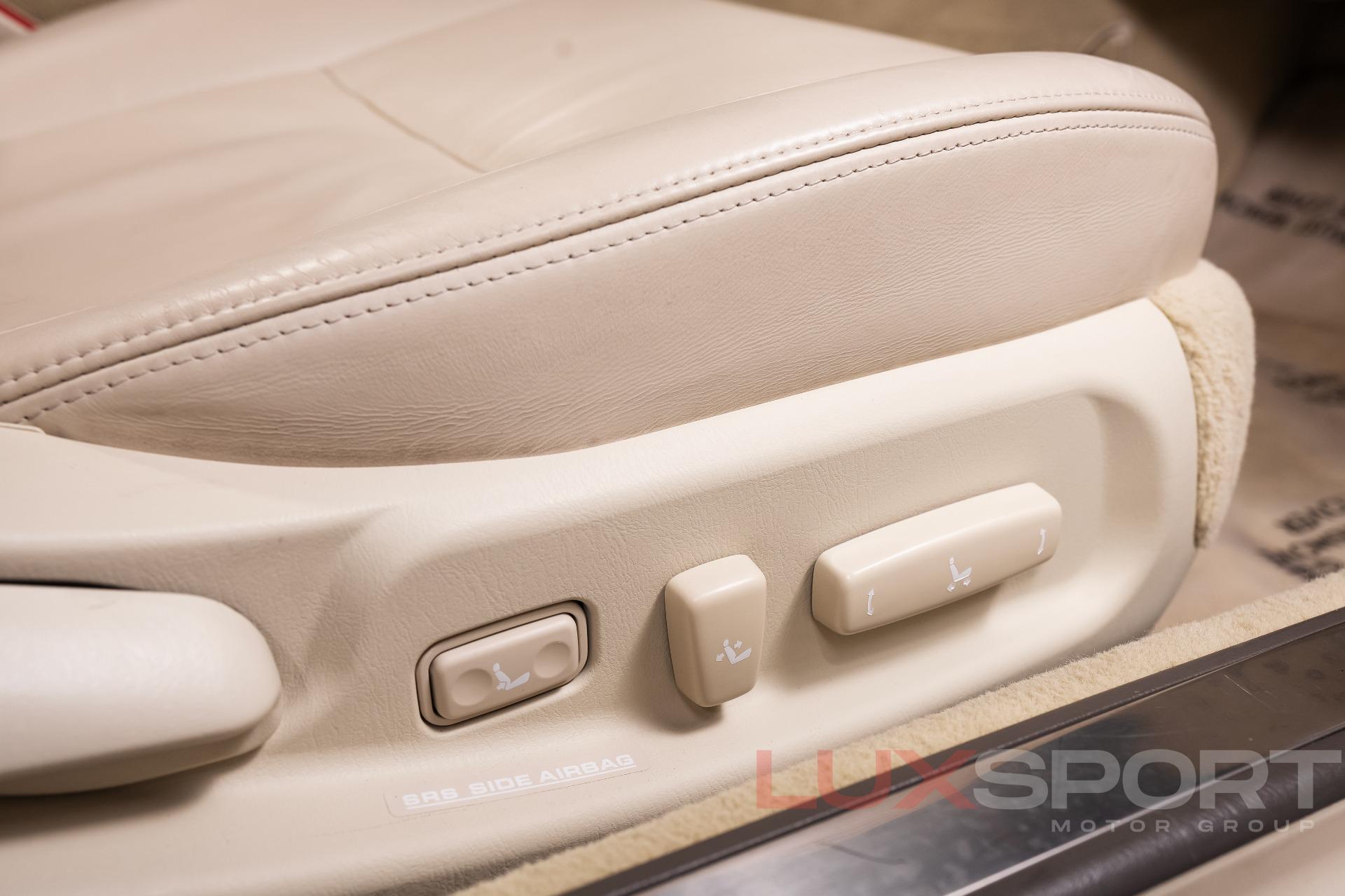 Used 2008 Lexus SC 430  | Woodbury, NY
