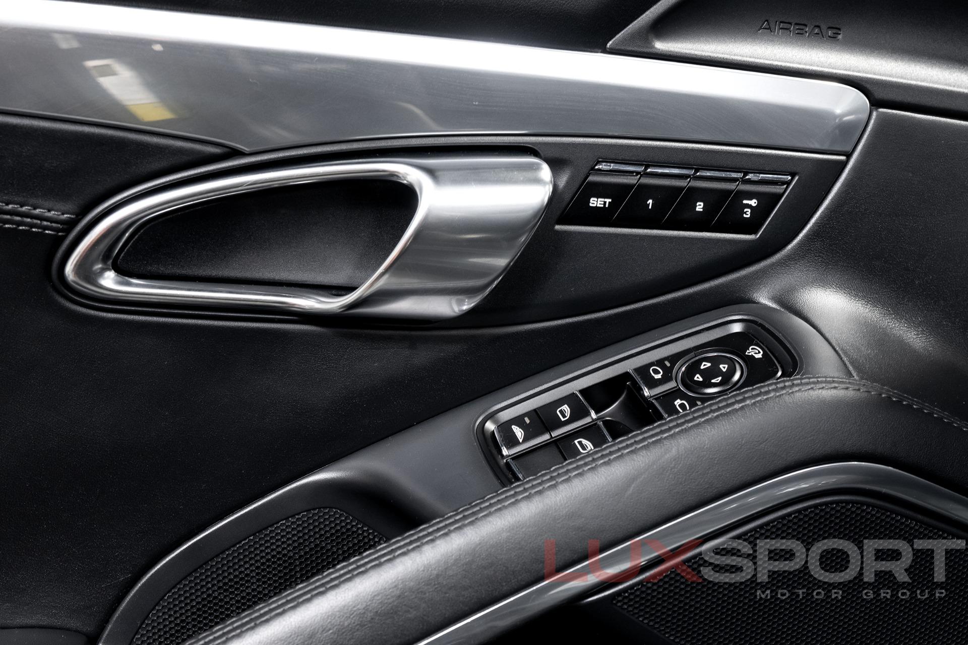 Used 2013 Porsche 911 Carrera S | Woodbury, NY