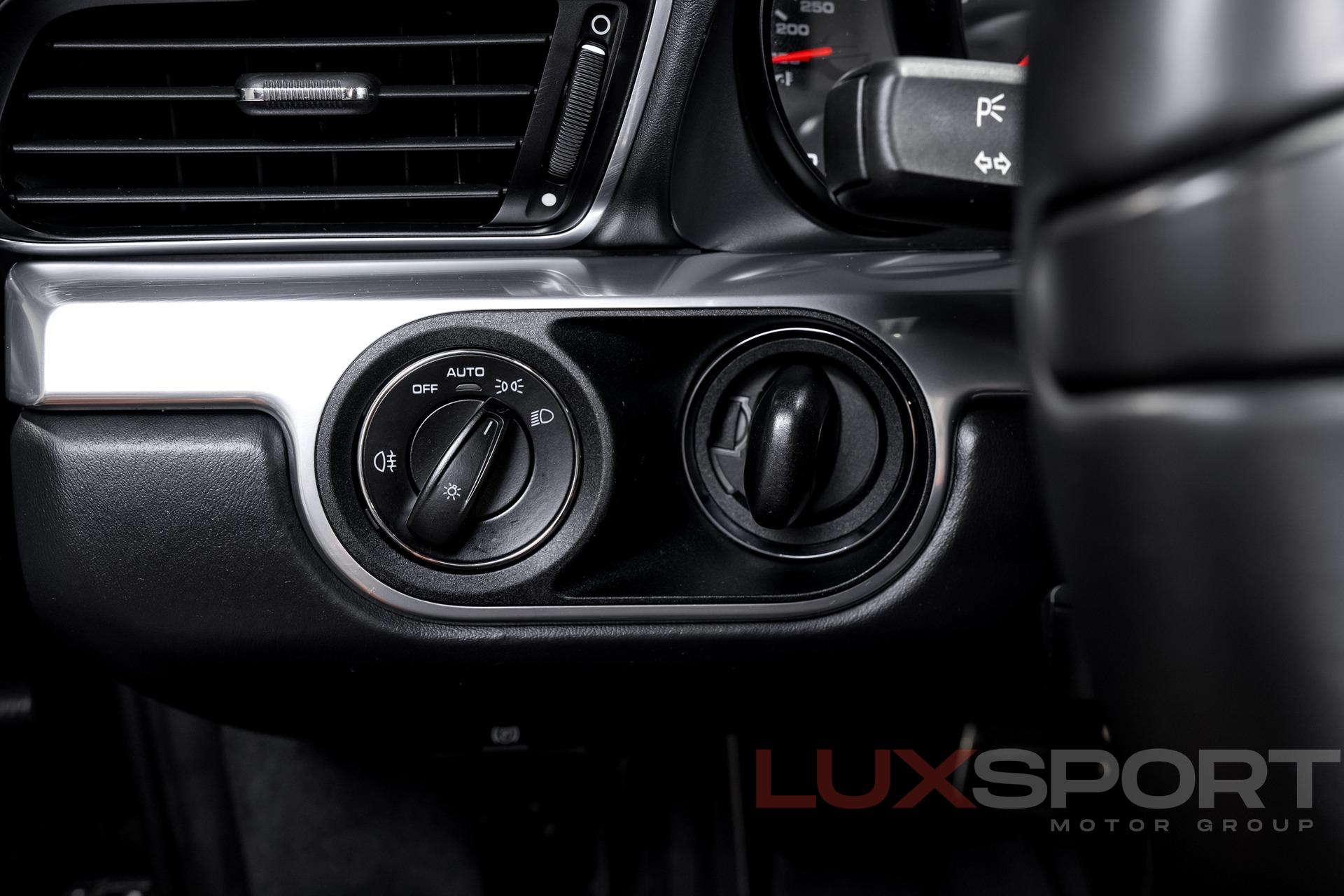 Used 2013 Porsche 911 Carrera S | Woodbury, NY