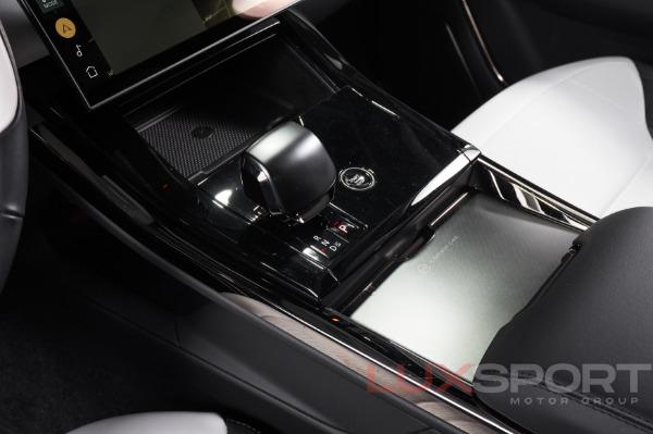 Used 2024 Land Rover Range Rover Sport SV | Woodbury, NY