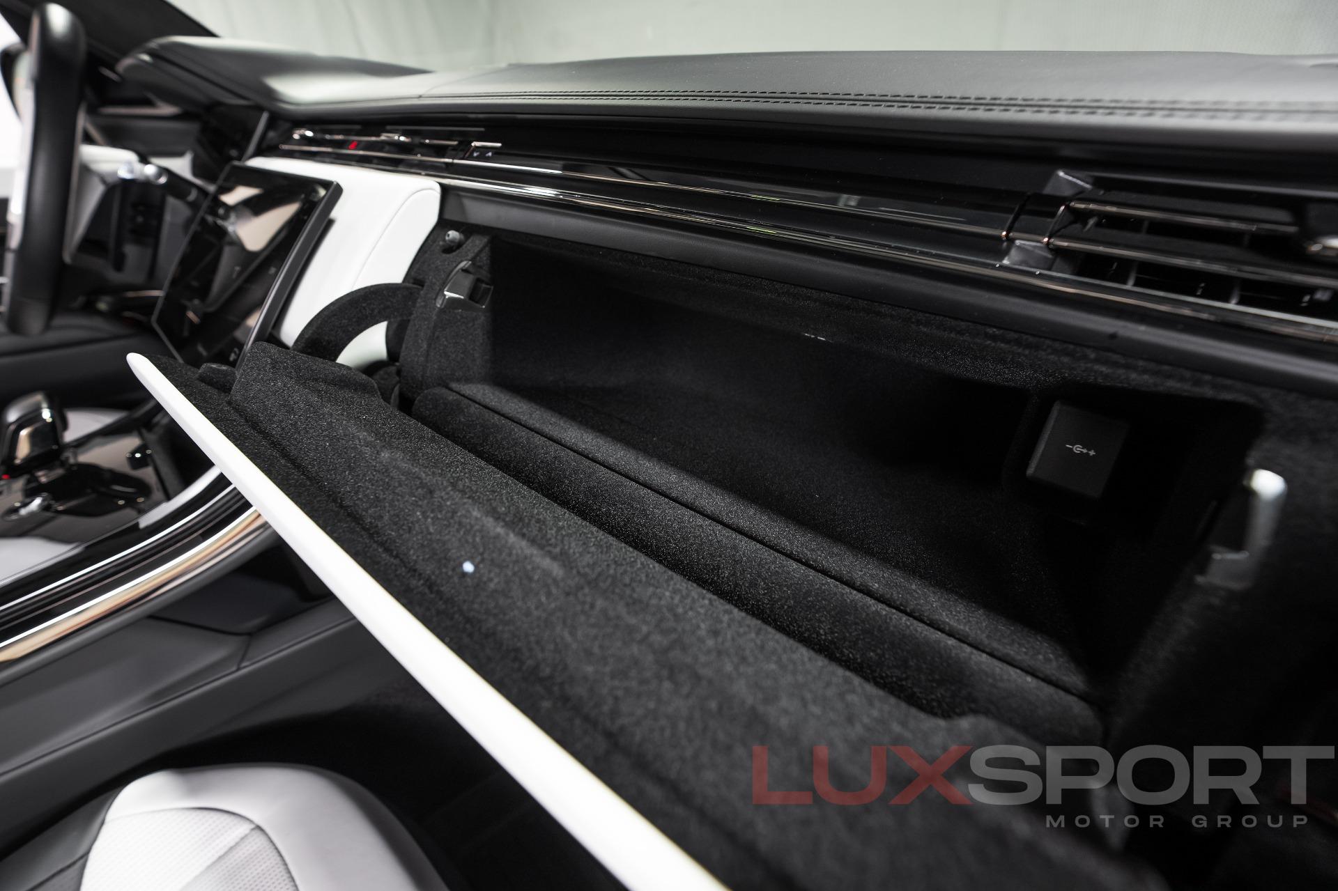 Used 2024 Land Rover Range Rover Sport SV | Woodbury, NY