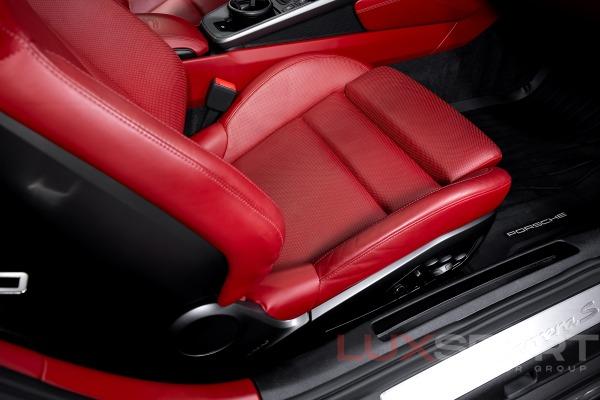 Used 2020 Porsche 911 Carrera S | Woodbury, NY