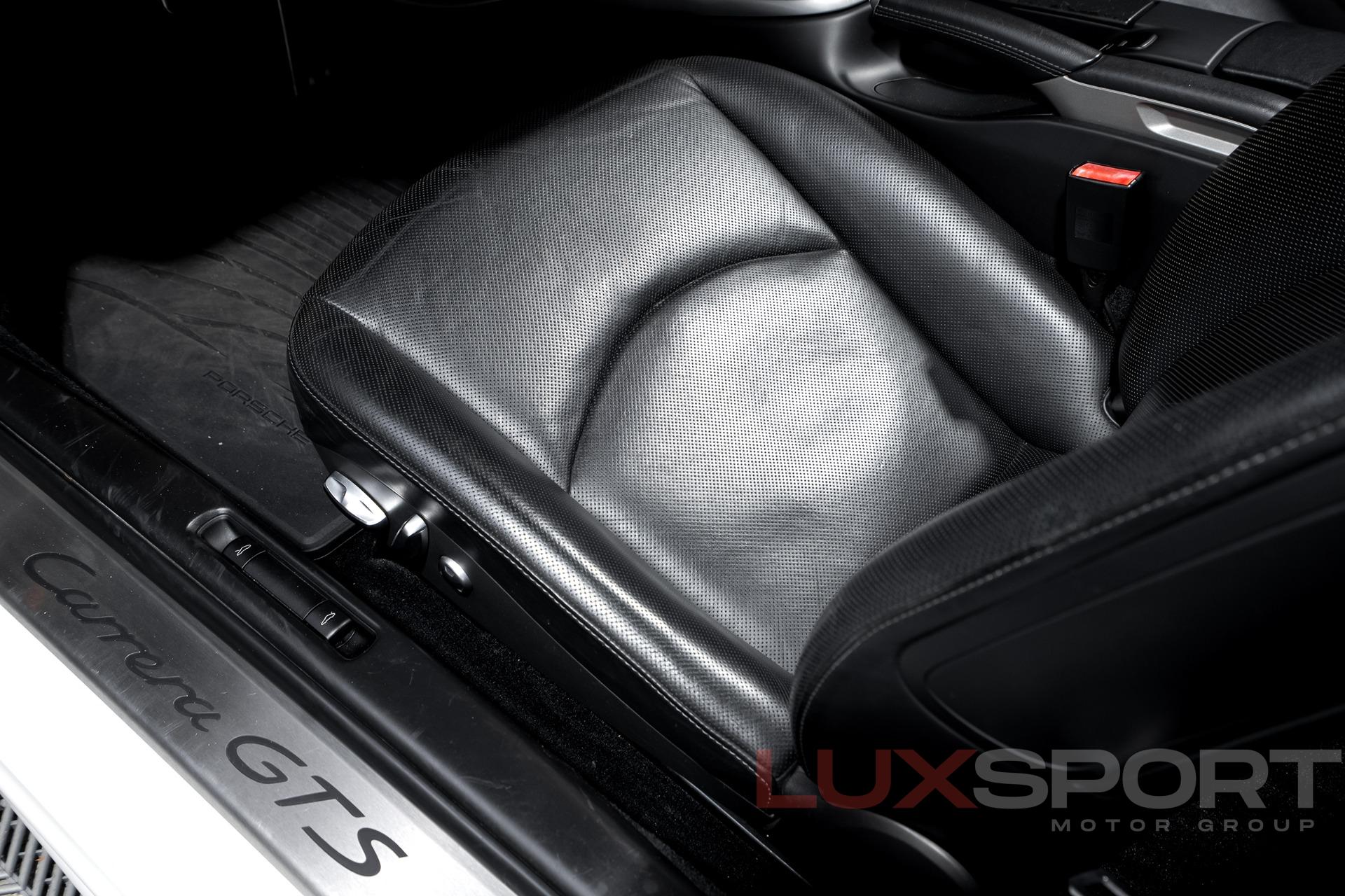 Used 2011 Porsche 911 Carrera GTS | Woodbury, NY