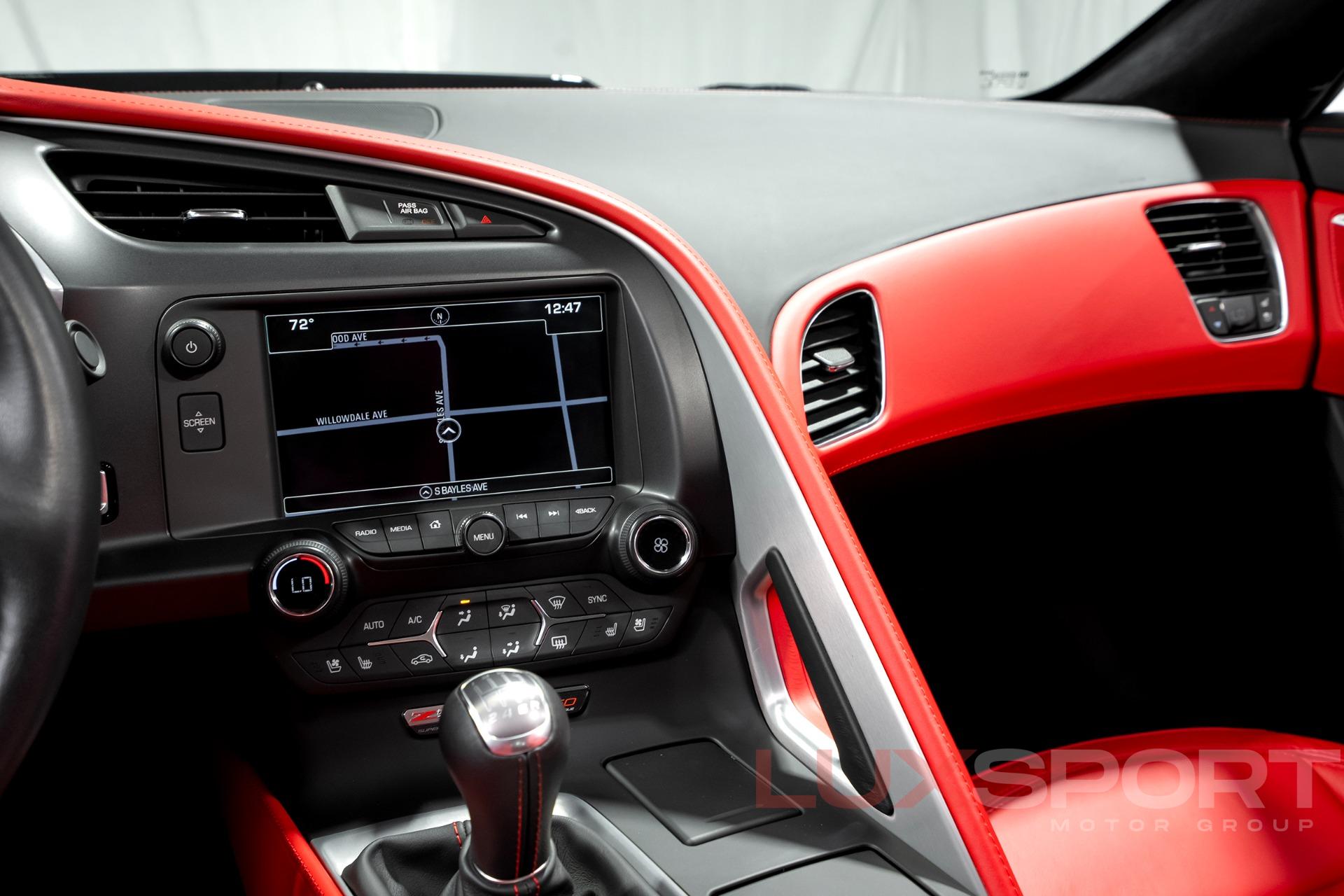 Used 2016 Chevrolet Corvette Z06 | Woodbury, NY
