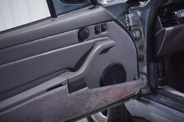Used 1995 Porsche 993 Carrera 2 Coupe  | Woodbury, NY