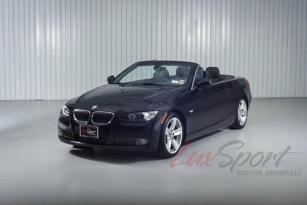 Used 2010 BMW 335i Convertible  | Woodbury, NY