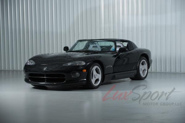 Used 1994 Dodge Viper RT/10 Convertible  | Woodbury, NY