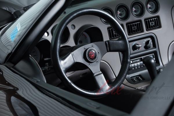Used 1994 Dodge Viper RT/10 Convertible  | Woodbury, NY