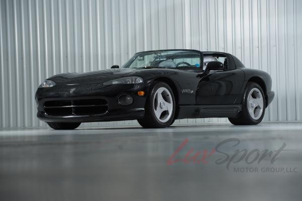 Used 1994 Dodge Viper RT/10 Convertible  | Woodbury, NY