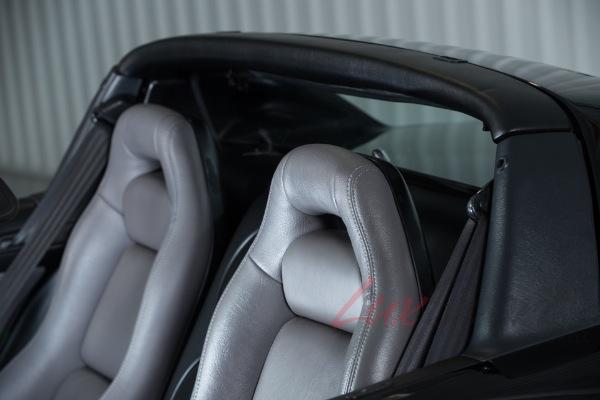 Used 1994 Dodge Viper RT/10 Convertible  | Woodbury, NY