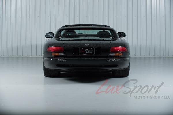 Used 1994 Dodge Viper RT/10 Convertible  | Woodbury, NY
