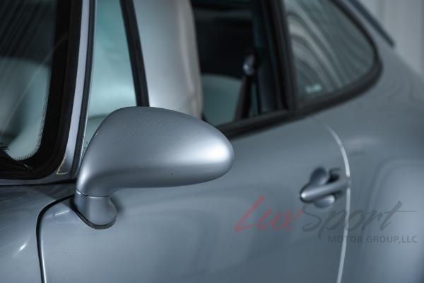 Used 1995 Porsche 993 Carrera 2 Coupe Carrera | Woodbury, NY