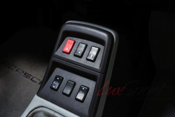 Used 1995 Porsche 993 Carrera 2 Coupe Carrera | Woodbury, NY