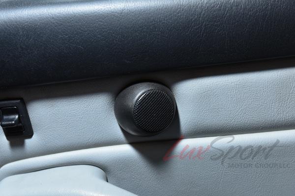 Used 1995 Porsche 993 Carrera 2 Coupe Carrera | Woodbury, NY