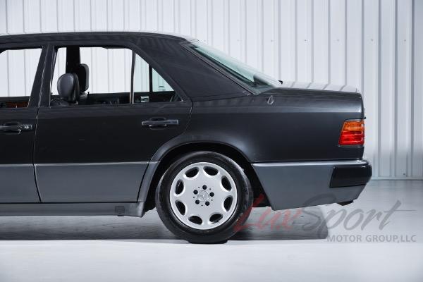 Used 1993 Mercedes-Benz 500E Seadan  | Woodbury, NY