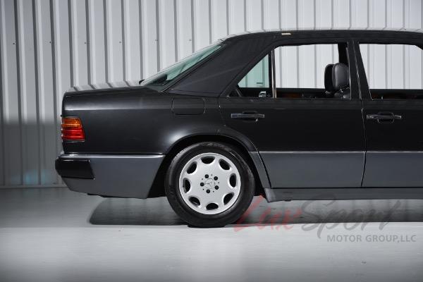 Used 1993 Mercedes-Benz 500E Seadan  | Woodbury, NY