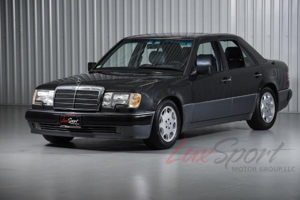 Used 1993 Mercedes-Benz 500E Seadan  | Woodbury, NY