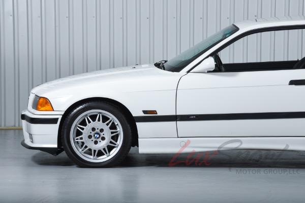 Used 1995 BMW M3 Coupe  | Woodbury, NY